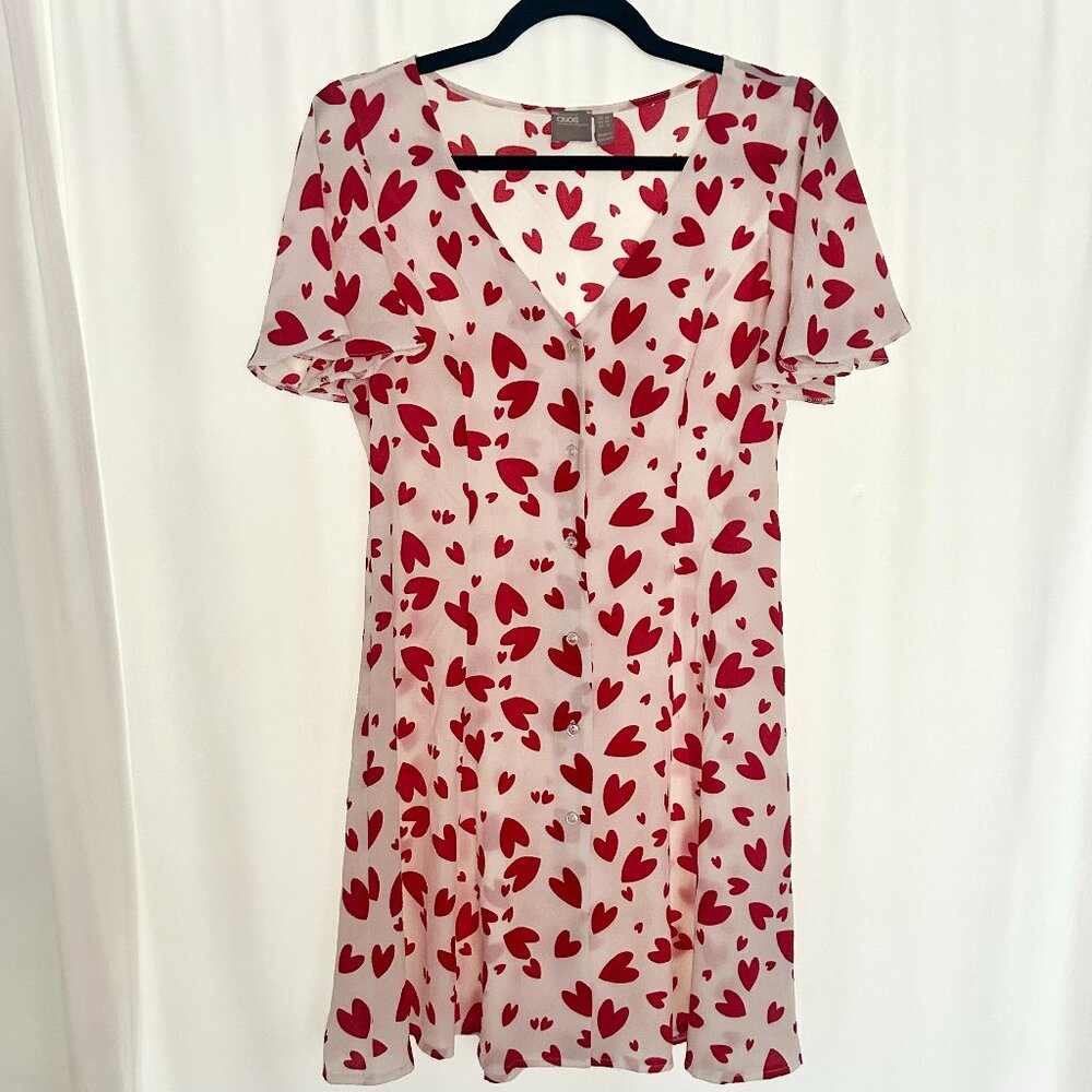 ASOS Heart Print Dress, V-neck Flutter Sleeve Button Front  - SIZE 6 - WHITE RED